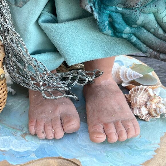 Large Artist Signed 2002 Tropical SANTA with Mermaid Seahorse Shells on Beach - Picture 11 of 16